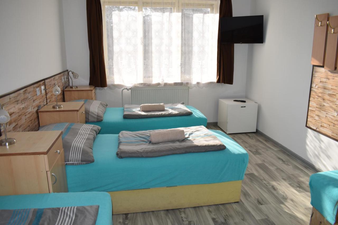 Appartement Ubytovani U Svecu U Adrspachu à Jívka Extérieur photo