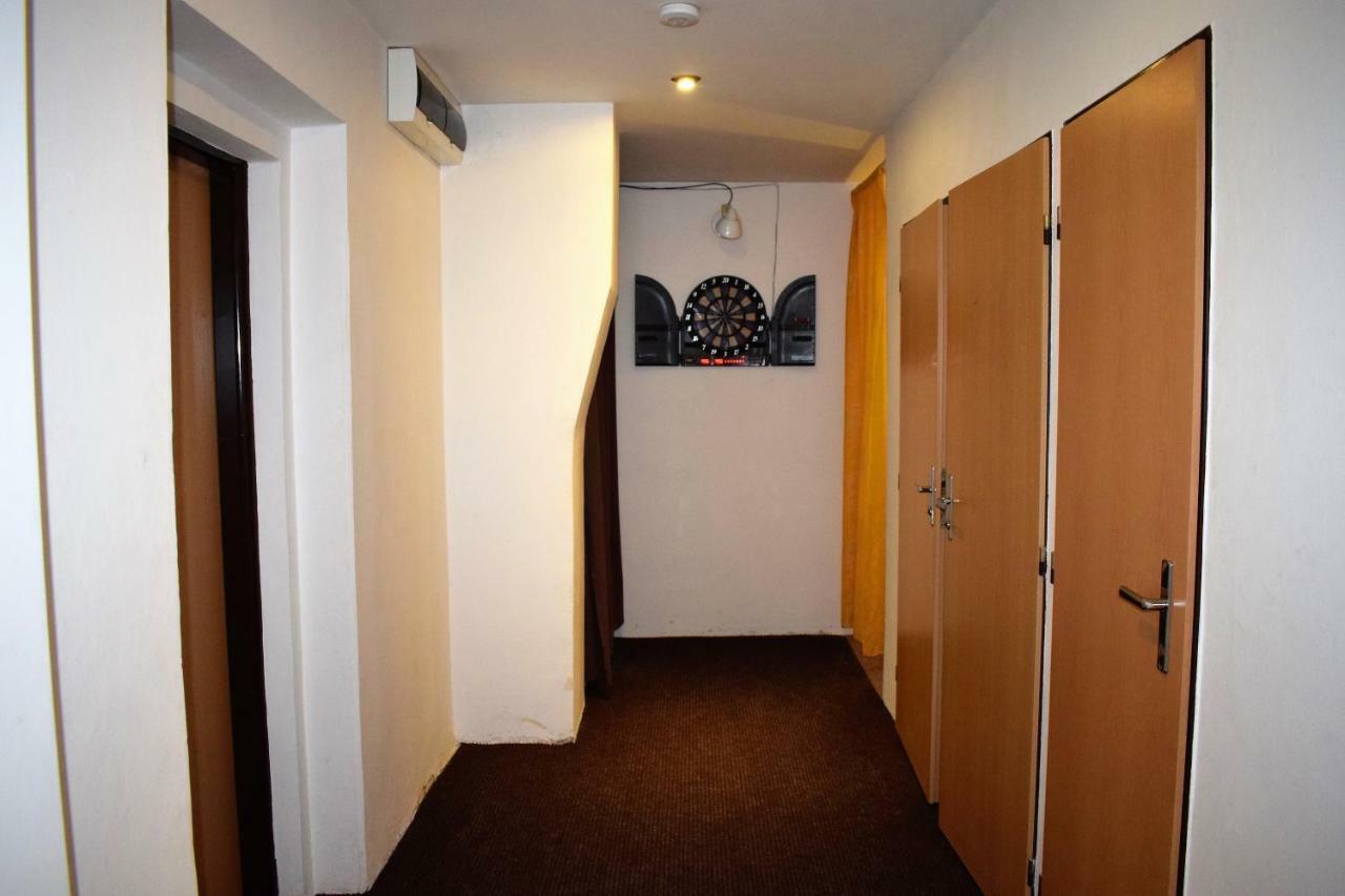 Appartement Ubytovani U Svecu U Adrspachu à Jívka Extérieur photo